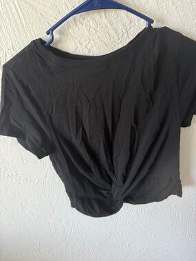 eye candy Black Front-Knot Crop Top